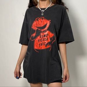 Vintage 90s Elmo Tickle This Satire Black Tee 🎸